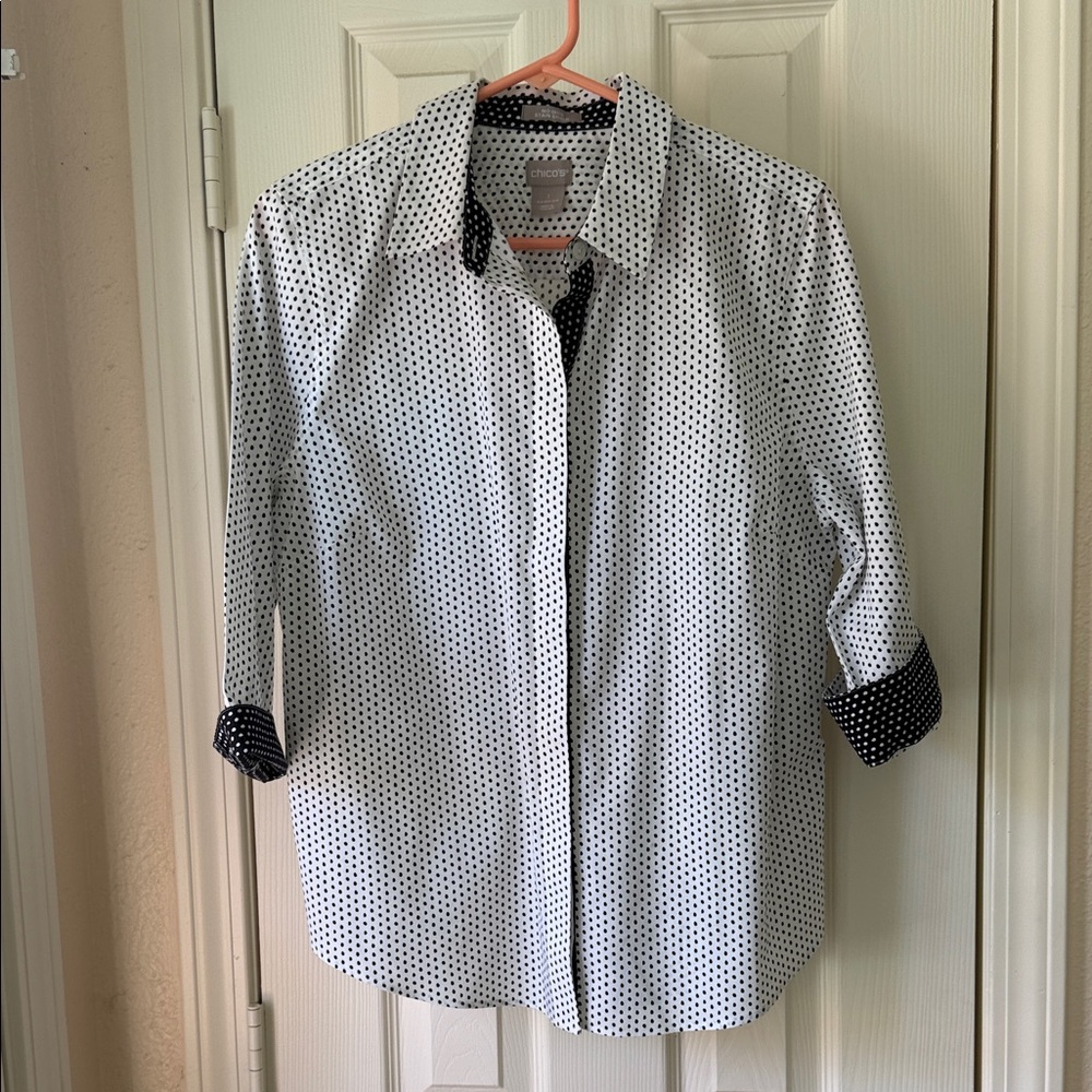 Chico's Women's polka dot No-Iron Button Down Blouse with 3/4 Sleeve